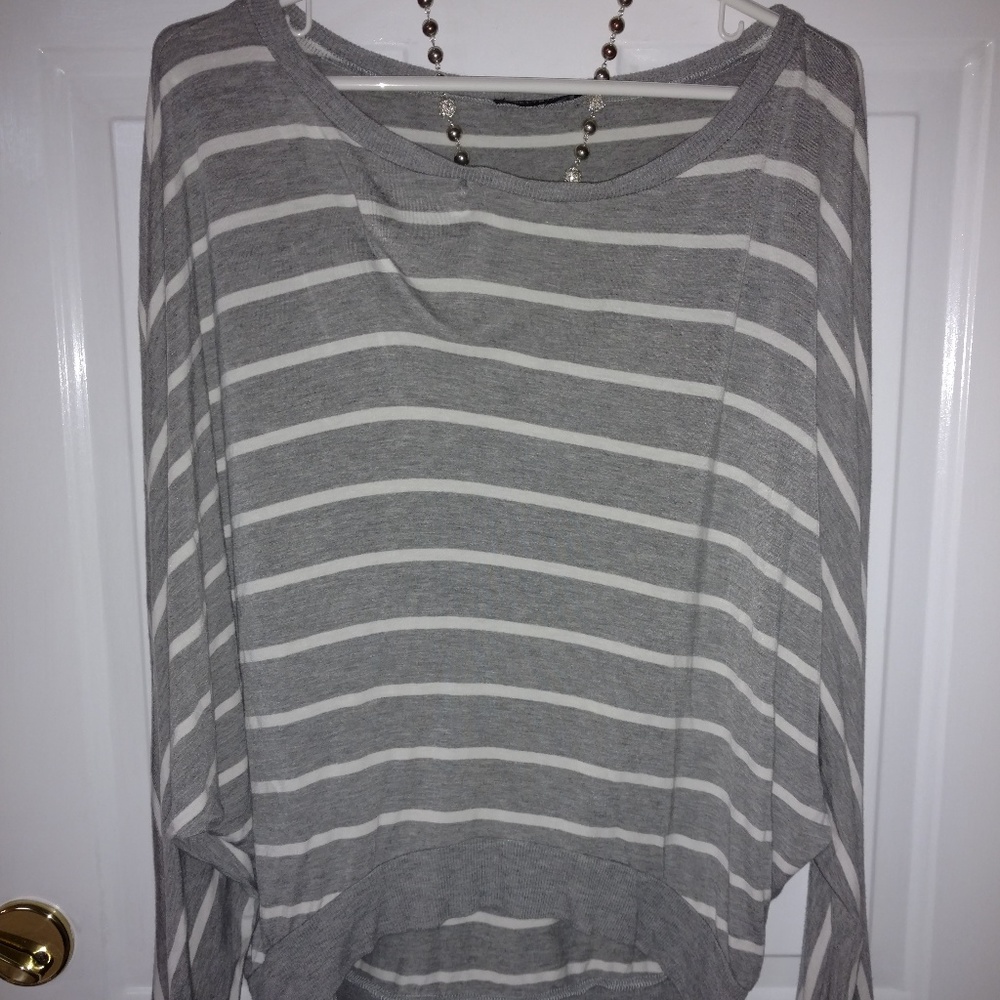 FOR CYNTHIA Grey striped top Size XL